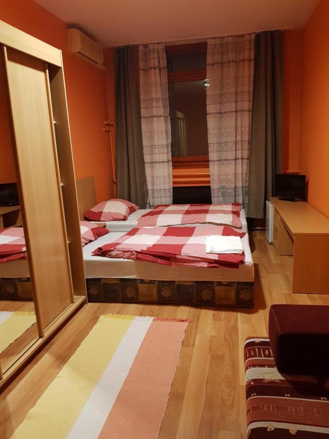 Hotel Fortuna Panzio Orosháza Exteriér fotografie